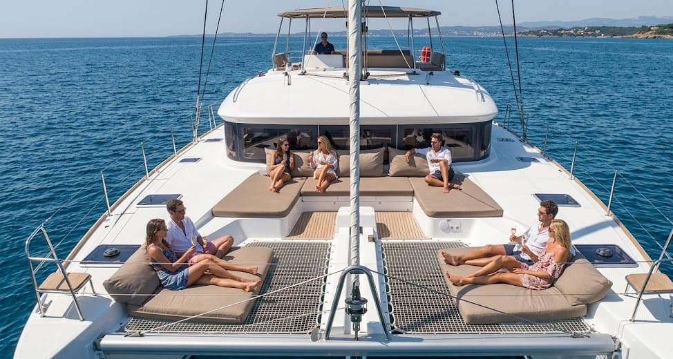 catamaran charter
